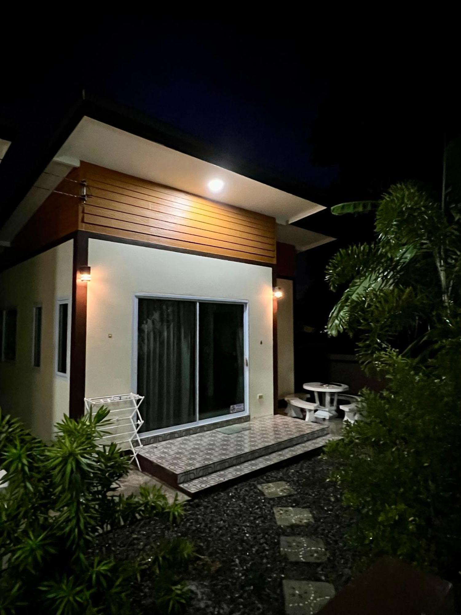 Bsk Bungalows Lipa Noi Exterior foto