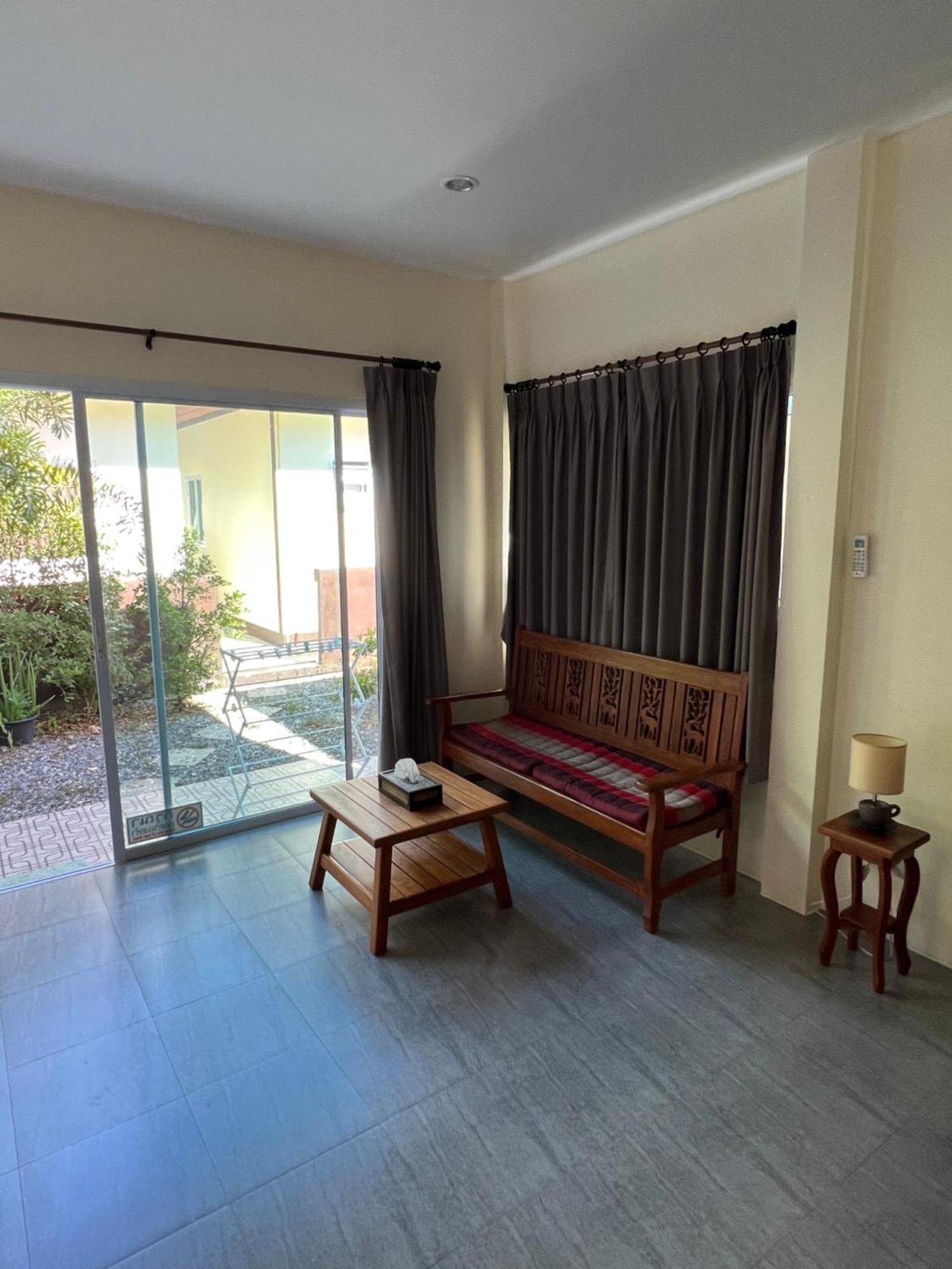Bsk Bungalows Lipa Noi Exterior foto