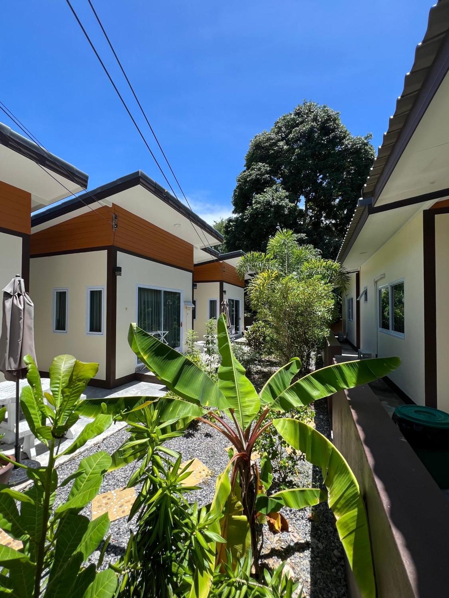 Bsk Bungalows Lipa Noi Exterior foto